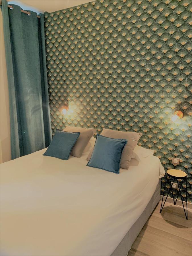 Hotel De Bretagne Dol Centre Ville - Hotel Et Restaurant دول دي بْروتانْيِ المظهر الخارجي الصورة