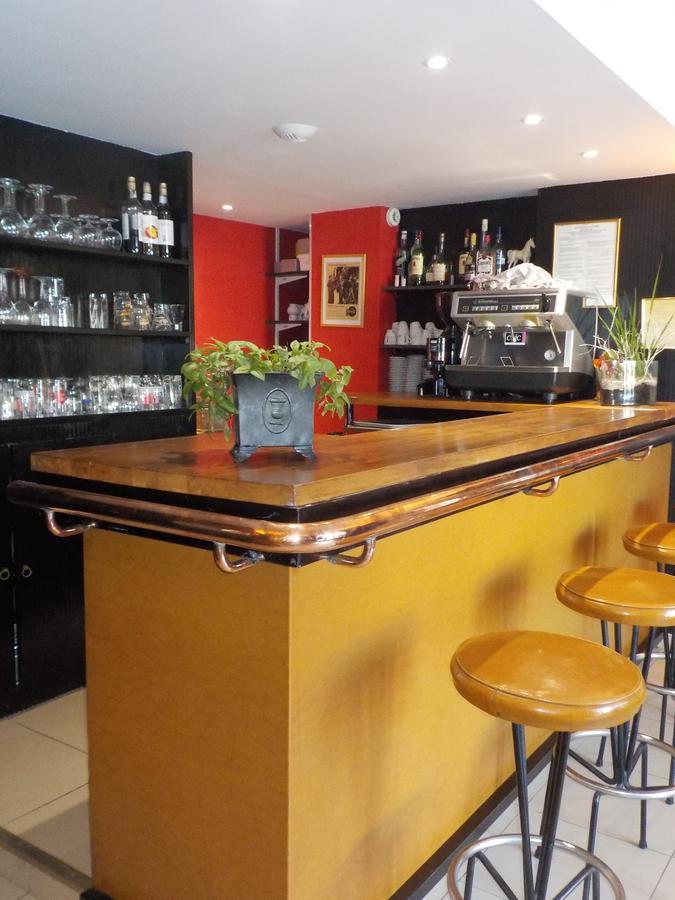 Hotel De Bretagne Dol Centre Ville - Hotel Et Restaurant دول دي بْروتانْيِ المظهر الخارجي الصورة